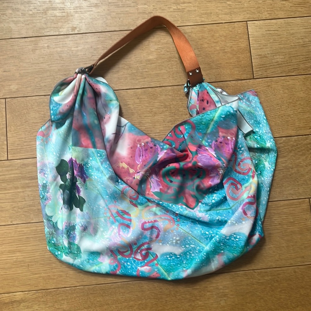 2-in-1 scarf and beach bag - original art and vegan leather strap
